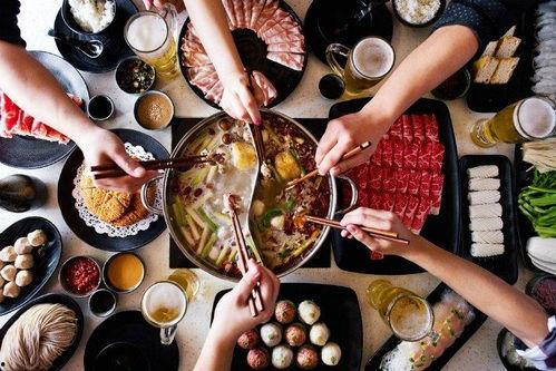 娱乐吃瓜酱吃火锅,娱乐吃瓜酱带你探秘火锅江湖